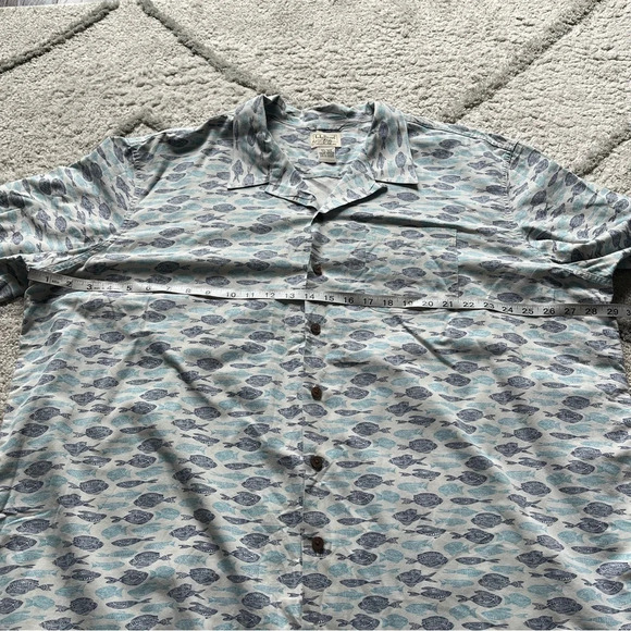 LL bean short sleeve button front fish print short sleeve novelty print XXL - Picture 4 of 8